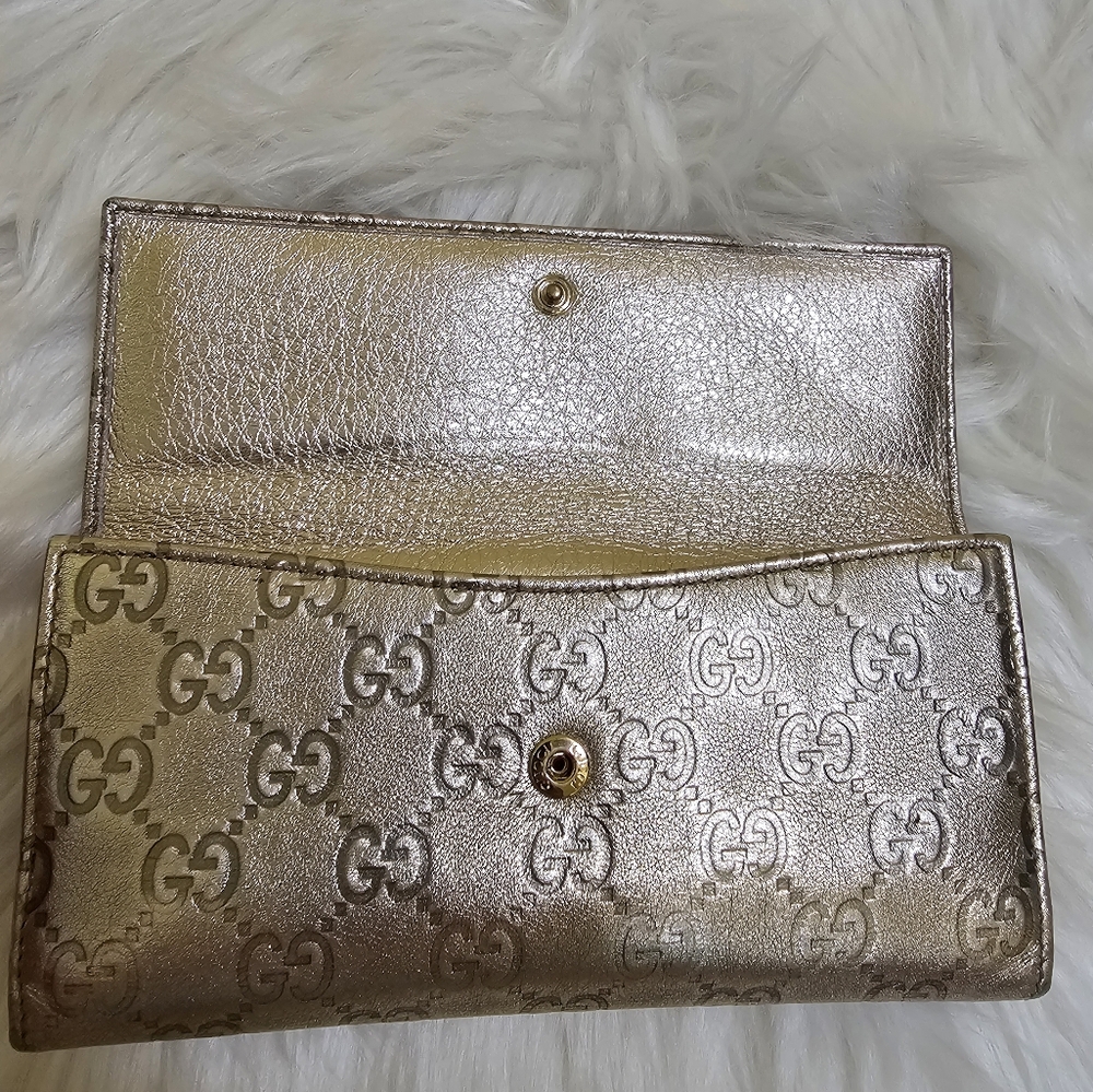 Gucci Metallic Gold Guccissima Leather Indy Continental Wallet - Picture 13 of 17